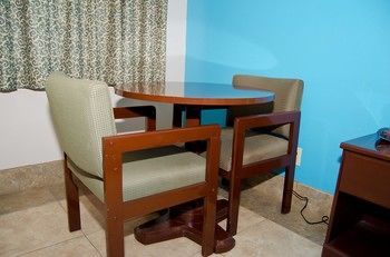 Texas Inn And Suites Citycenter At Utrgv 爱丁堡 外观 照片