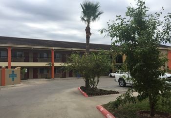 Texas Inn And Suites Citycenter At Utrgv 爱丁堡 外观 照片